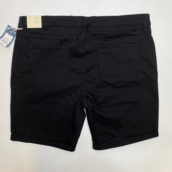 \Universal Thread Black Bermuda Shorts Roll Cuff - Picture 10 of 12